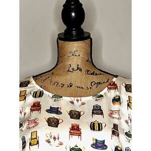 TALBOTS LT YELLOW TEAPOT TEA CUP CHAIR PRINT BLOUSE TOP PEARL BUTTON CUFFS M
